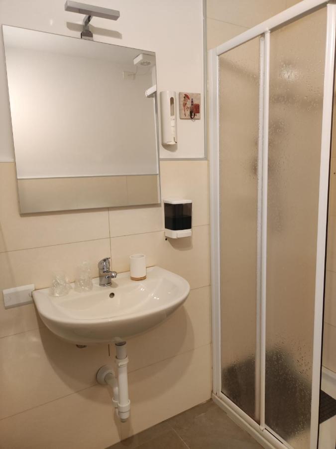 Hotel Residenza Lisy Verbania Exteriér fotografie